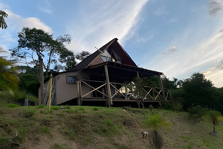 Chalé 02 quartos no Sítio Solar di Stella