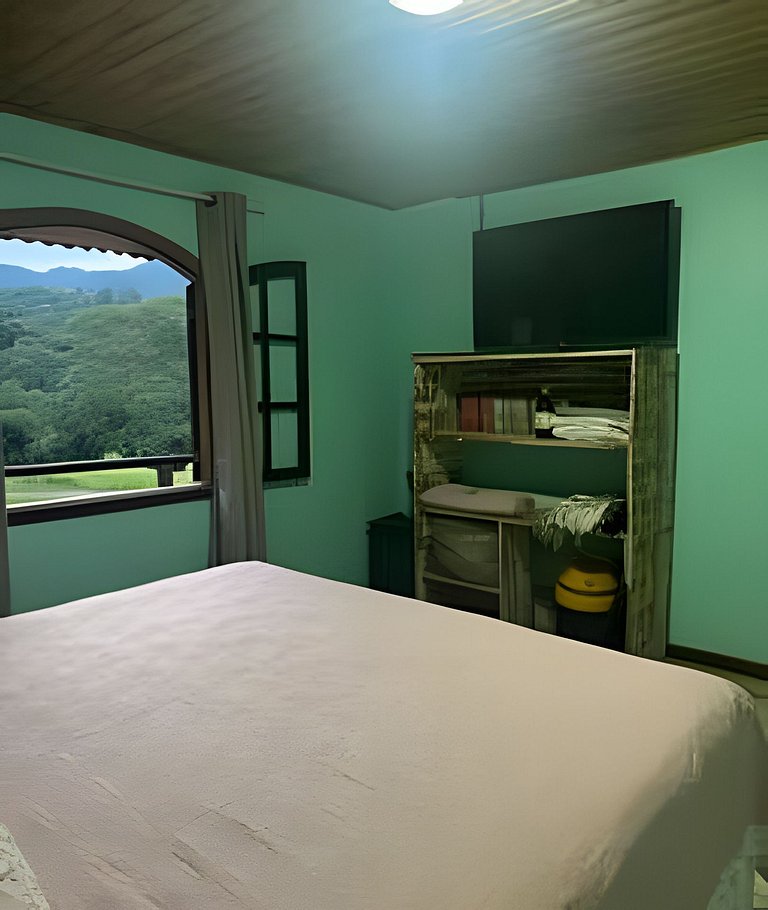 Chalé 02 quartos no Sítio Solar di Stella