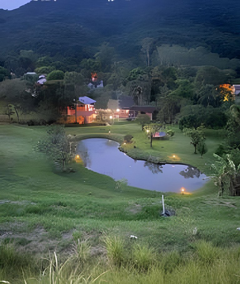 Chalé 02 quartos no Sítio Solar di Stella