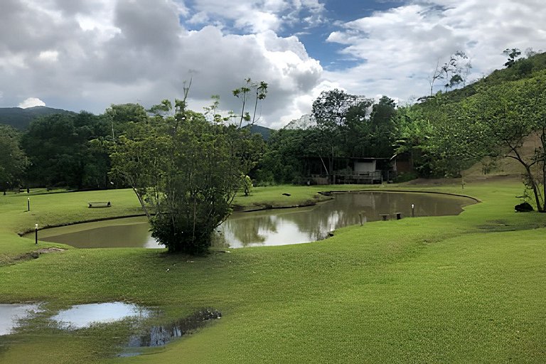 Casa 03 quartos no Sítio Solar di Stella