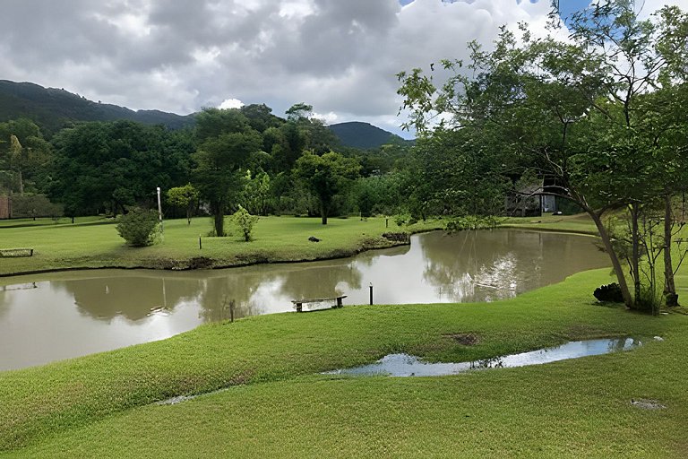 Casa 03 quartos no Sítio Solar di Stella