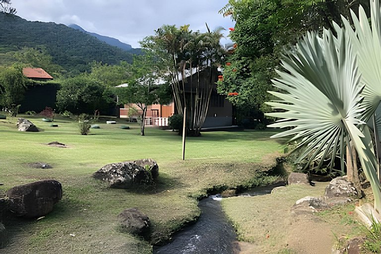 Casa 03 quartos no Sítio Solar di Stella